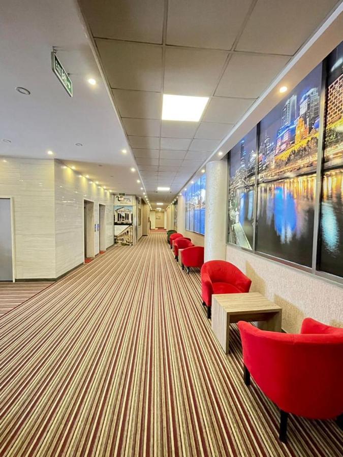 Hotel Terminal Тирана Экстерьер фото