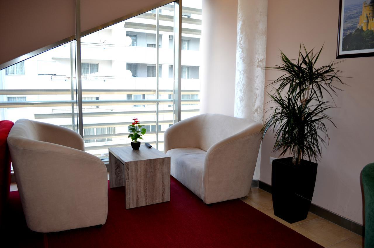 Hotel Terminal Тирана Экстерьер фото